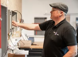 konavent - Roman Schmutz an der Arbeit